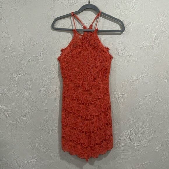 Free People She’s Got it Slip - Picture 1 of 9